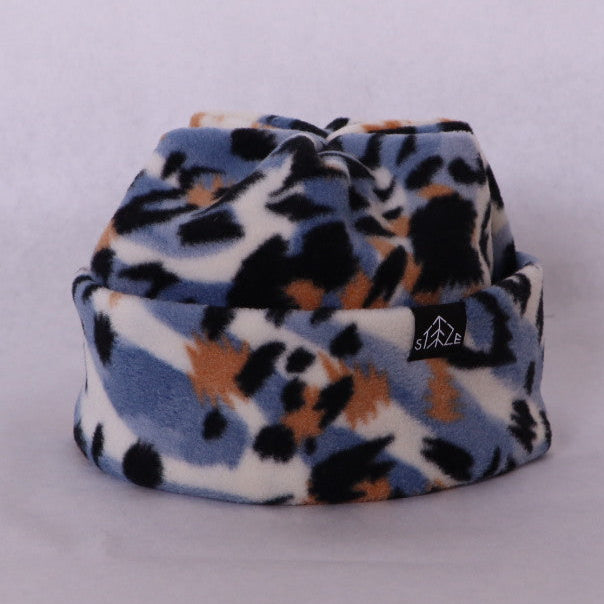 Black and Blue Cheetah 6 Peak